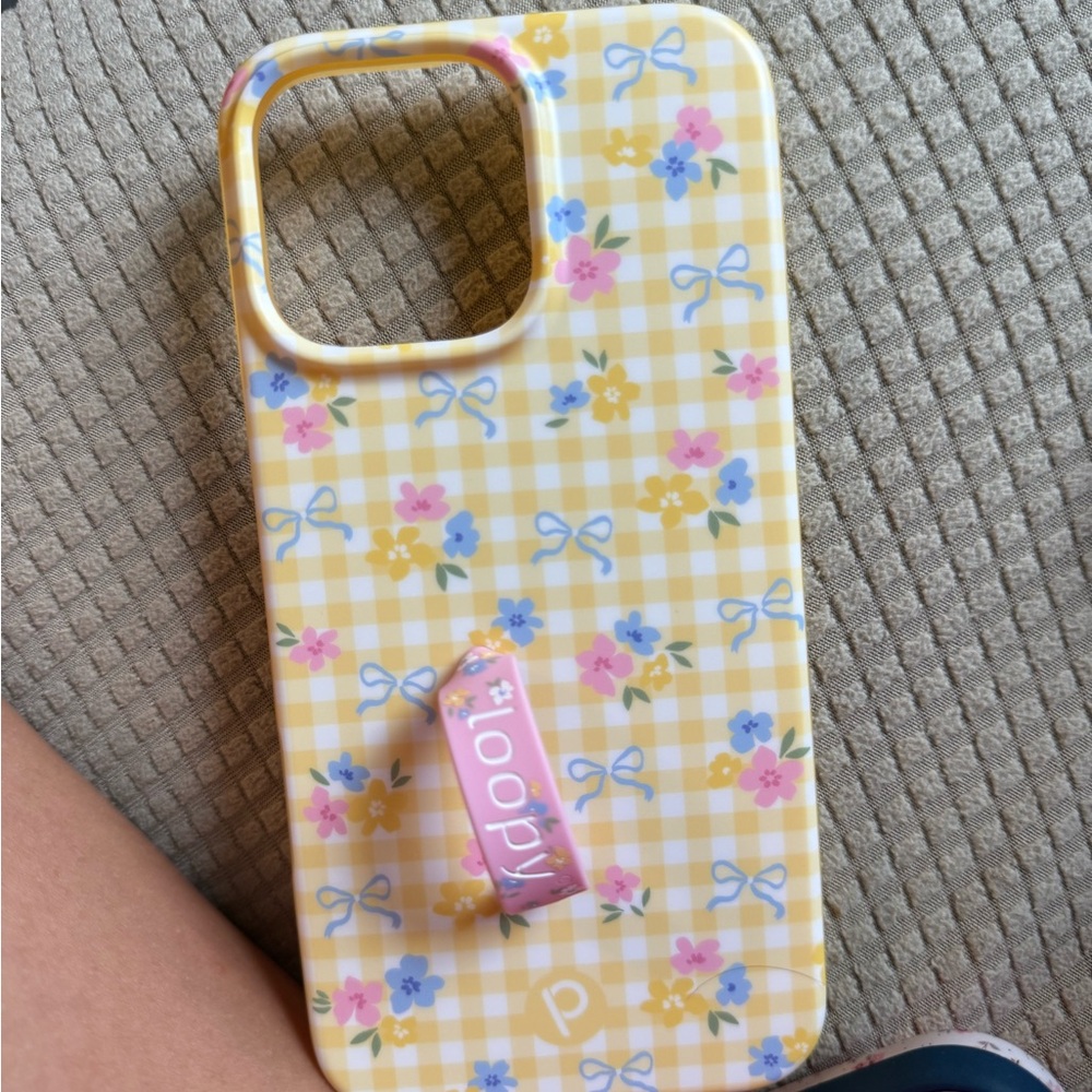 Loopy Case Krista Horton Yellow 16 pro max